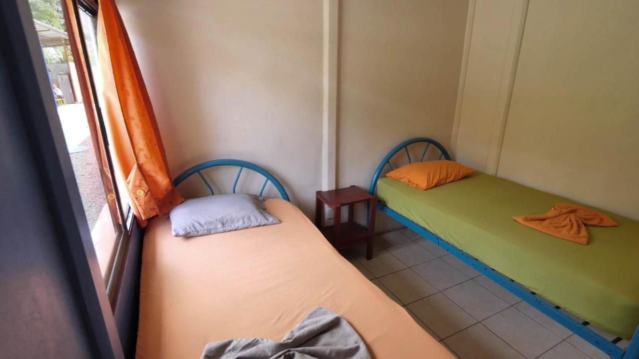 Kalunay Hostel Puerto Viejo de Talamanca Eksteriør bilde