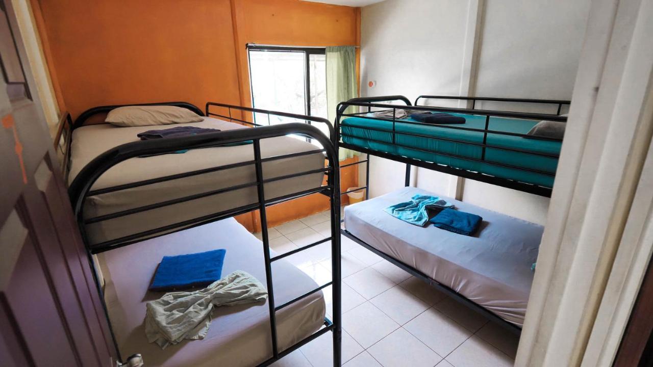 Kalunay Hostel Puerto Viejo de Talamanca Eksteriør bilde