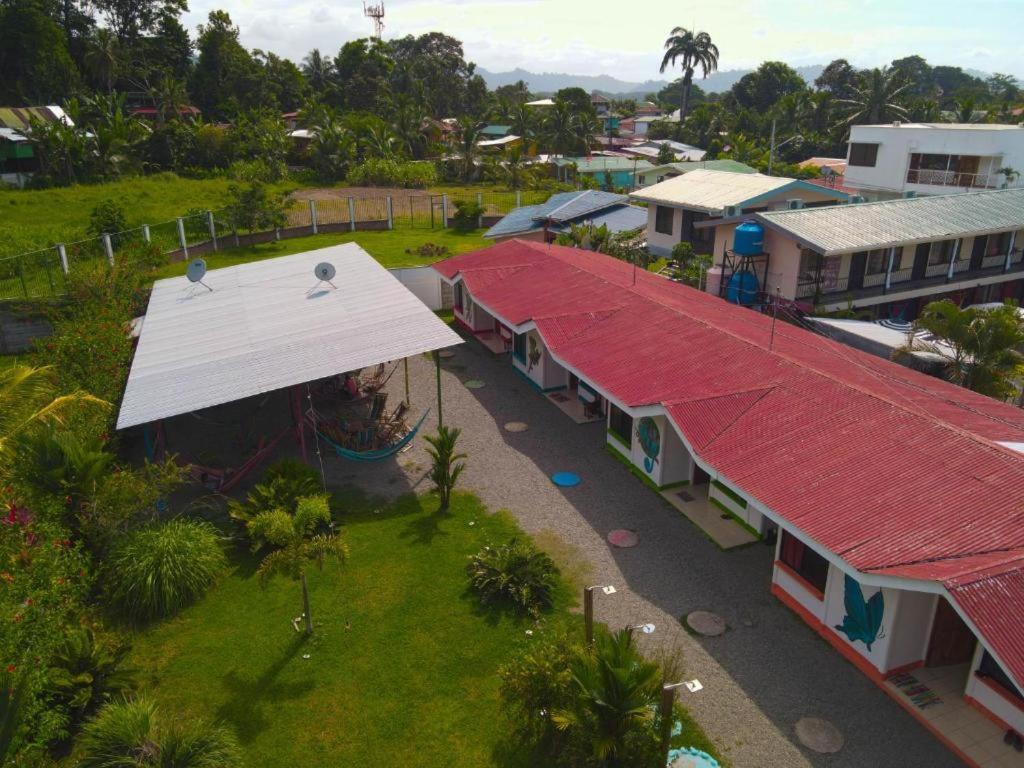 Kalunay Hostel Puerto Viejo de Talamanca Eksteriør bilde