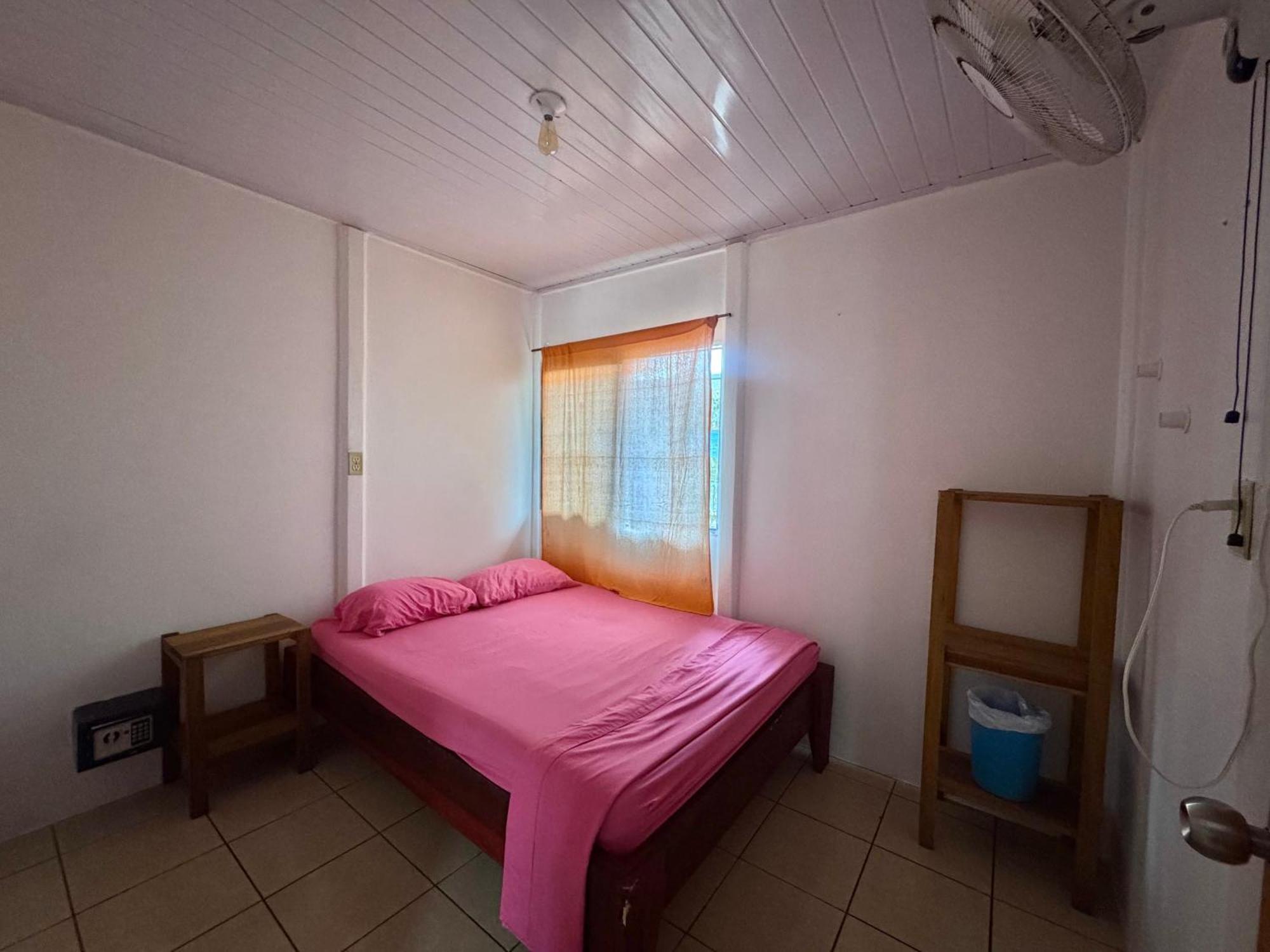 Kalunay Hostel Puerto Viejo de Talamanca Eksteriør bilde